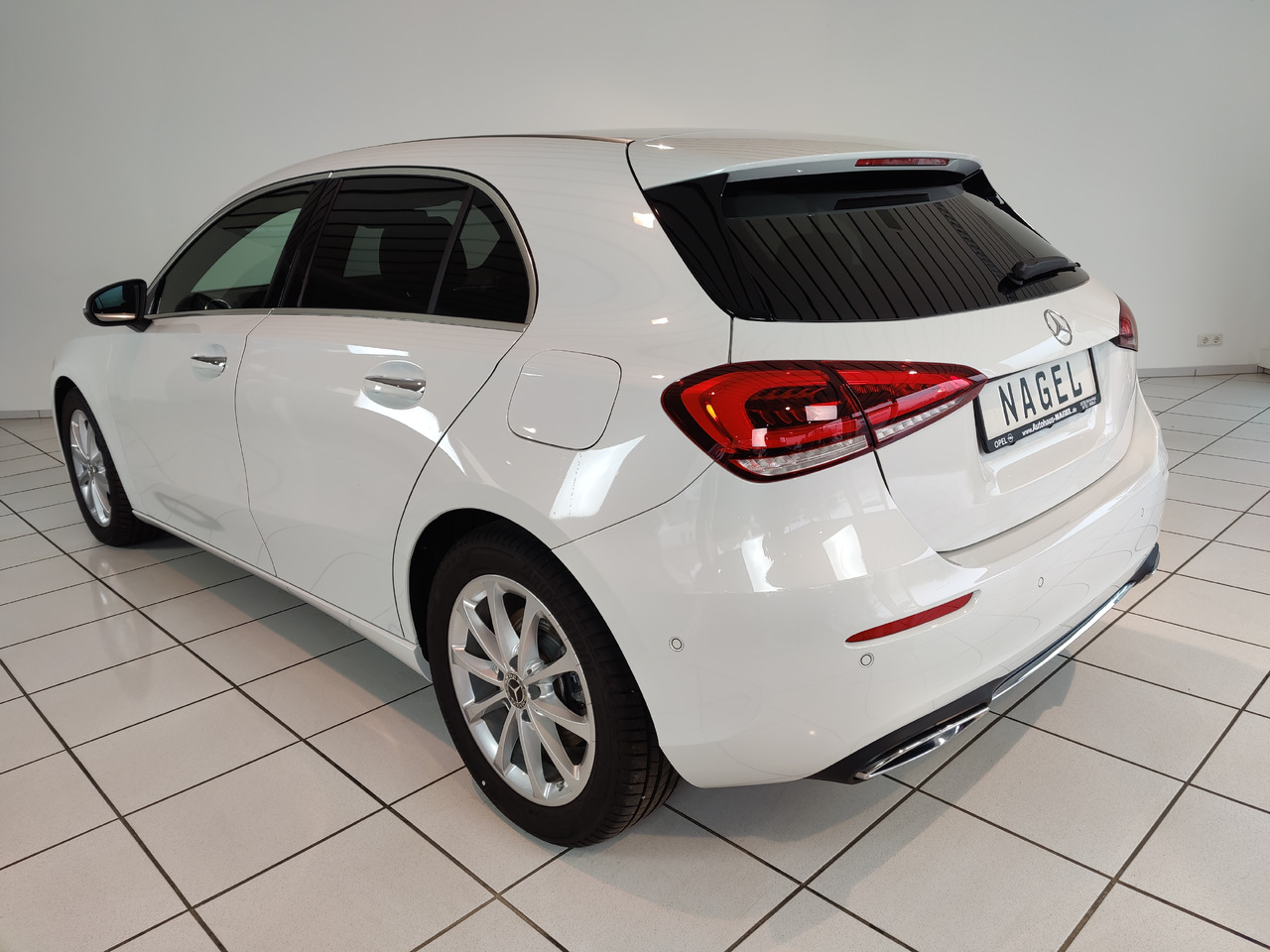 Mercedes-Benz A 220 7G-DCT Progressive Navi LED DAB Sondsystem - Carrinha: foto 5 Mercedes-Benz A 220 7G-DCT Progressive Navi LED DAB Sondsystem - Carrinha: foto 5