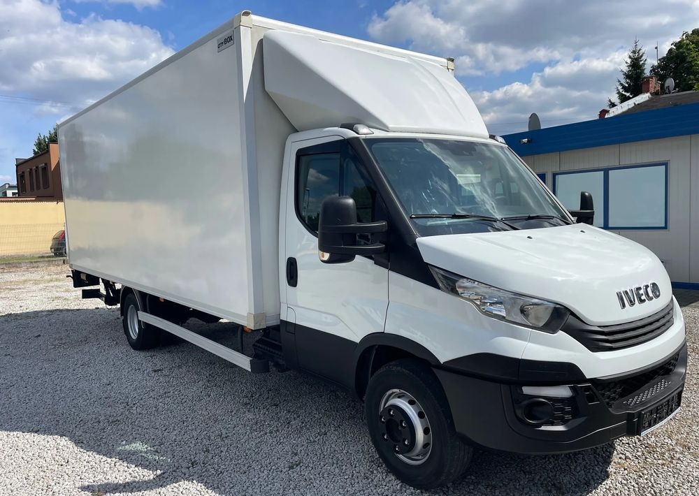 Iveco Daily 72c18 Kontener winda 2017r - Carrinha de contentor: foto 3 Iveco Daily 72c18 Kontener winda 2017r - Carrinha de contentor: foto 3