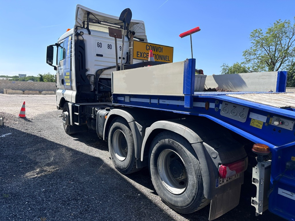 MAN TGX 33.560 - Tractor: foto 4 MAN TGX 33.560 - Tractor: foto 4