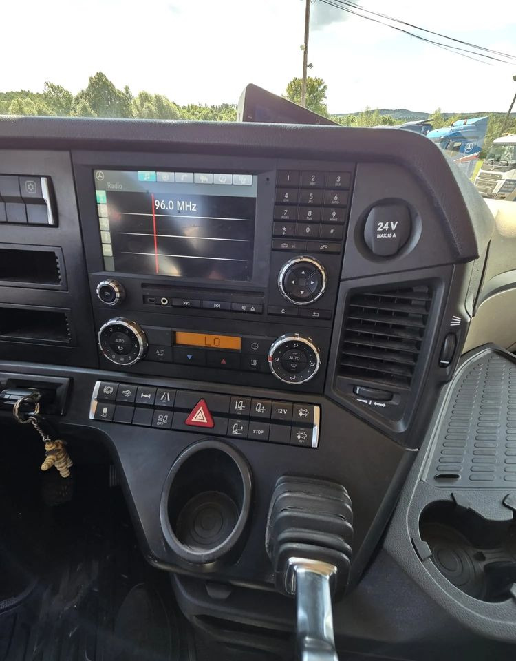 Mercedes-Benz ACTROS 1845 - Tractor: foto 5 Mercedes-Benz ACTROS 1845 - Tractor: foto 5