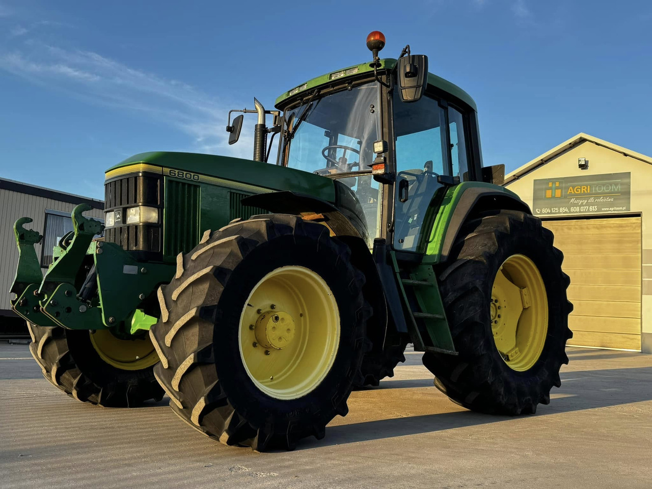 John Deere 6800 - Trator: foto 4 John Deere 6800 - Trator: foto 4