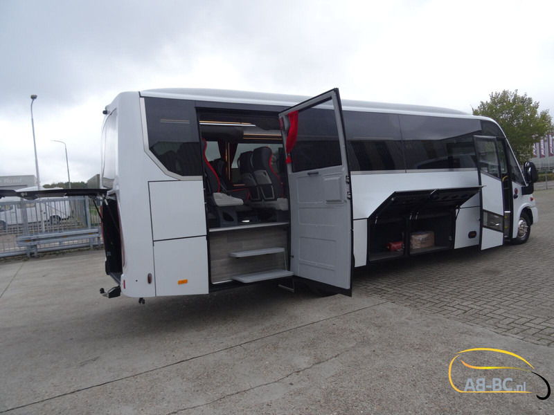 Locação financeira de Iveco Aveuro Tourna 35 Seats EURO 6 Iveco Aveuro Tourna 35 Seats EURO 6: foto 8