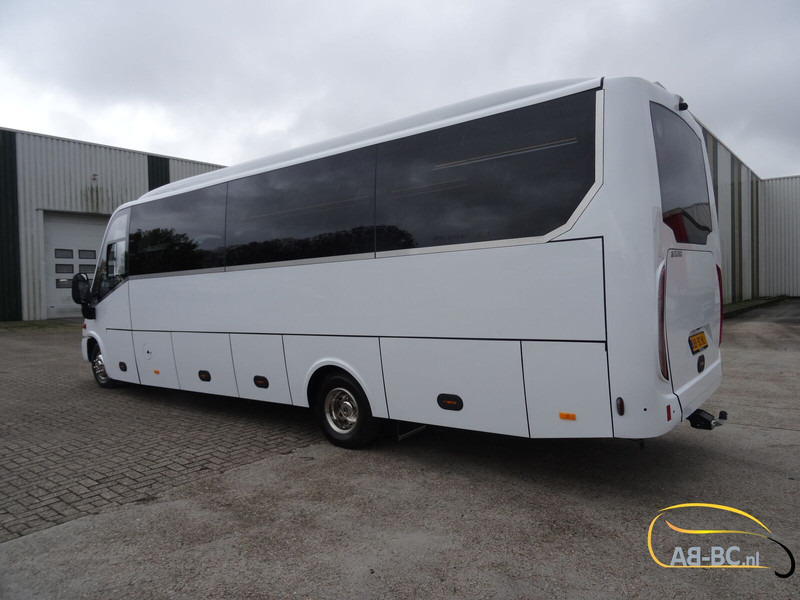 Locação financeira de Iveco Aveuro Tourna 35 Seats EURO 6 Iveco Aveuro Tourna 35 Seats EURO 6: foto 18