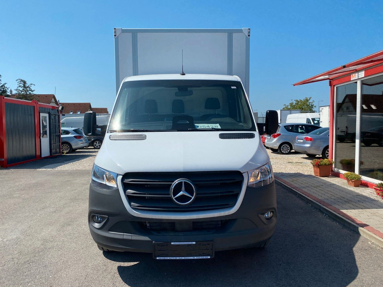 Mercedes-Benz Sprinter 317 Koffer+LBW - Carrinha de contentor: foto 2 Mercedes-Benz Sprinter 317 Koffer+LBW - Carrinha de contentor: foto 2