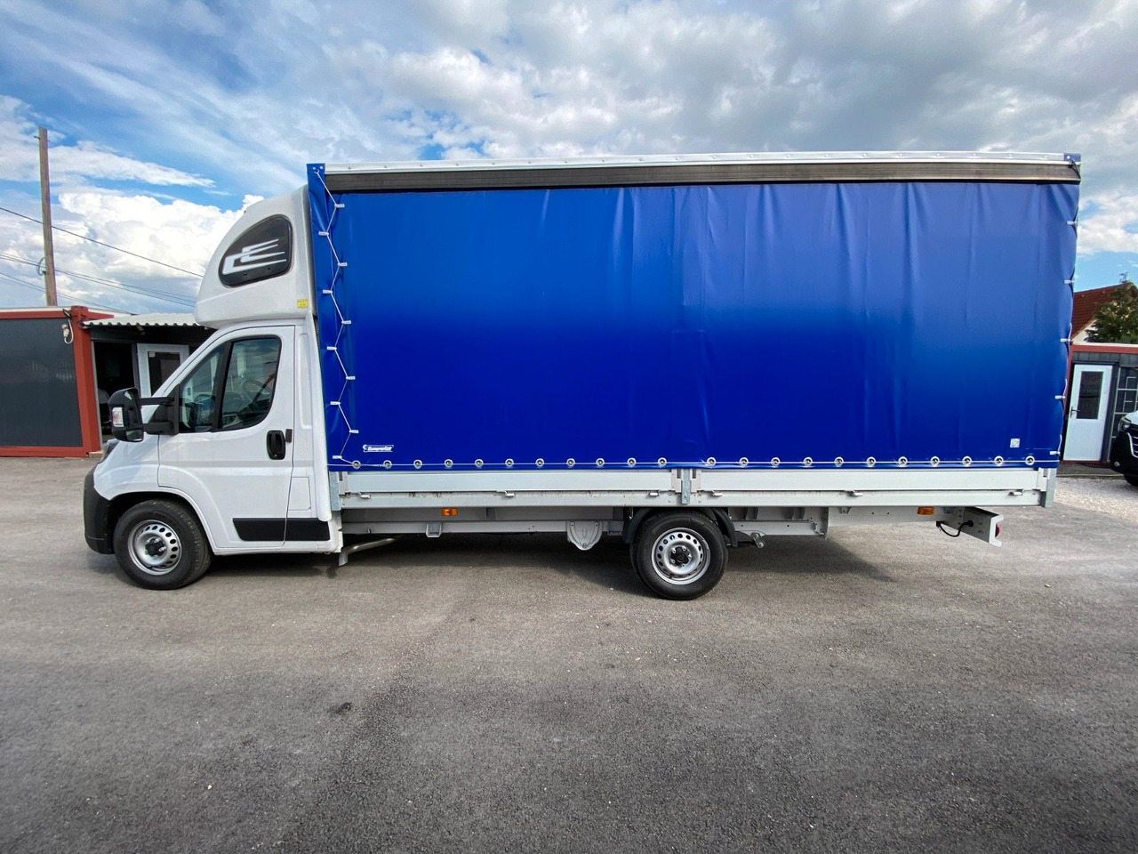 Peugeot BOXER CHC L4 HEAVY PRITSCHE+PLANE+SCHLAFKABINE - Carrinha de lona: foto 3 Peugeot BOXER CHC L4 HEAVY PRITSCHE+PLANE+SCHLAFKABINE - Carrinha de lona: foto 3