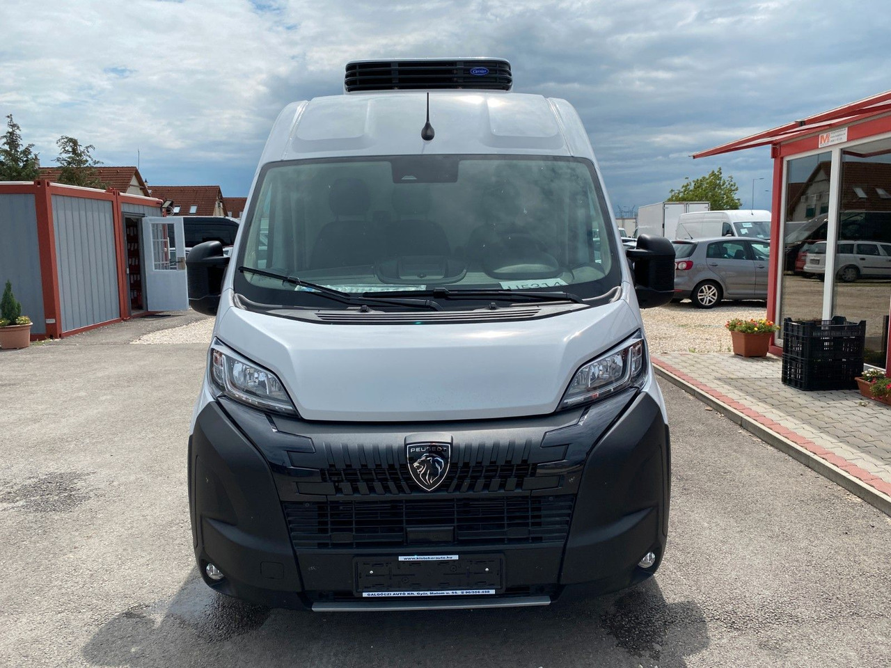 Peugeot Boxer Kasten Hochraum 435 L4H2 BlueHDi 140 Peugeot Boxer Kühlkasten 435 L4H2 BlueHDi 140 - Furgão: foto 2 Peugeot Boxer Kasten Hochraum 435 L4H2 BlueHDi 140 Peugeot Boxer Kühlkasten 435 L4H2 BlueHDi 140 - Furgão: foto 2