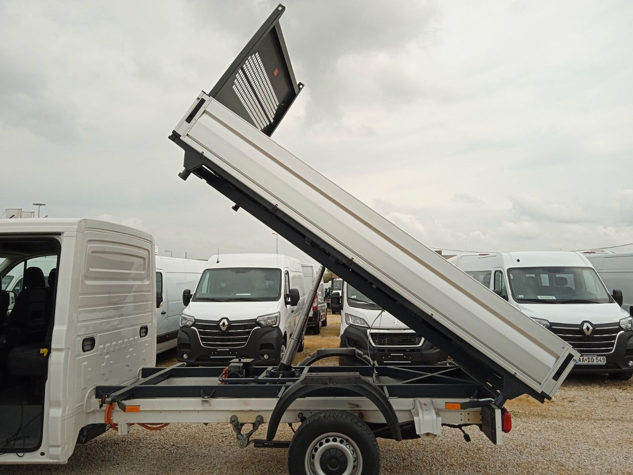 Volkswagen Crafter L4 DOKA Kipper 140Ps SOFORT - Carrinha basculante, Carrinha cabine dupla: foto 5 Volkswagen Crafter L4 DOKA Kipper 140Ps SOFORT - Carrinha basculante, Carrinha cabine dupla: foto 5