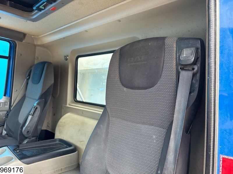 Camião basculante DAF CF 410 8x4, EURO 5, Manual, Steel: foto 12 Camião basculante DAF CF 410 8x4, EURO 5, Manual, Steel: foto 12