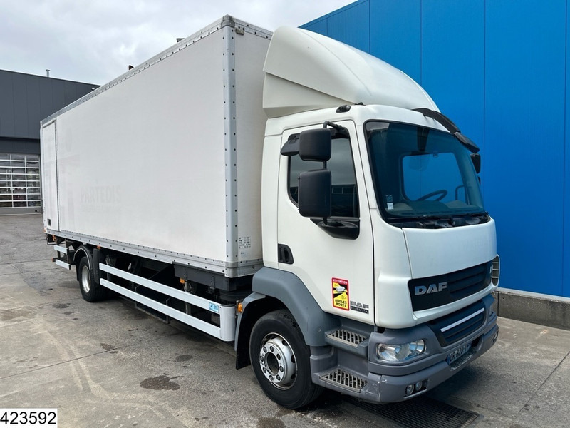 DAF LF55 250 EURO 5, Manual, Dhollandia - Camião furgão: foto 2 DAF LF55 250 EURO 5, Manual, Dhollandia - Camião furgão: foto 2