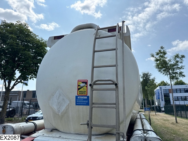 GENERAL TRAILERS Fuel 40131 liter, 7 Comp, Fuel, Carburant - Semi-reboque cisterna: foto 4 GENERAL TRAILERS Fuel 40131 liter, 7 Comp, Fuel, Carburant - Semi-reboque cisterna: foto 4