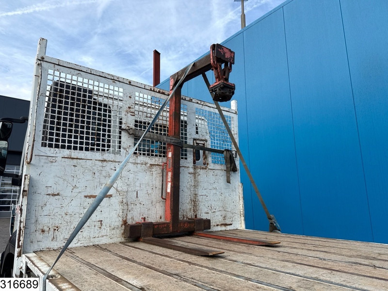 Camião de caixa aberta/ Plataforma, Camião grua Iveco Trakker 360 6x4, EURO 6, Palfinger, Remote: foto 9 Camião de caixa aberta/ Plataforma, Camião grua Iveco Trakker 360 6x4, EURO 6, Palfinger, Remote: foto 9