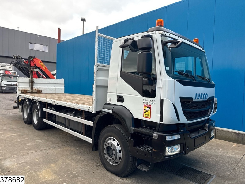 Iveco Trakker 360 6x4, EURO 6, Steelsuspension, Hub reduction - Camião de caixa aberta/ Plataforma: foto 3 Iveco Trakker 360 6x4, EURO 6, Steelsuspension, Hub reduction - Camião de caixa aberta/ Plataforma: foto 3