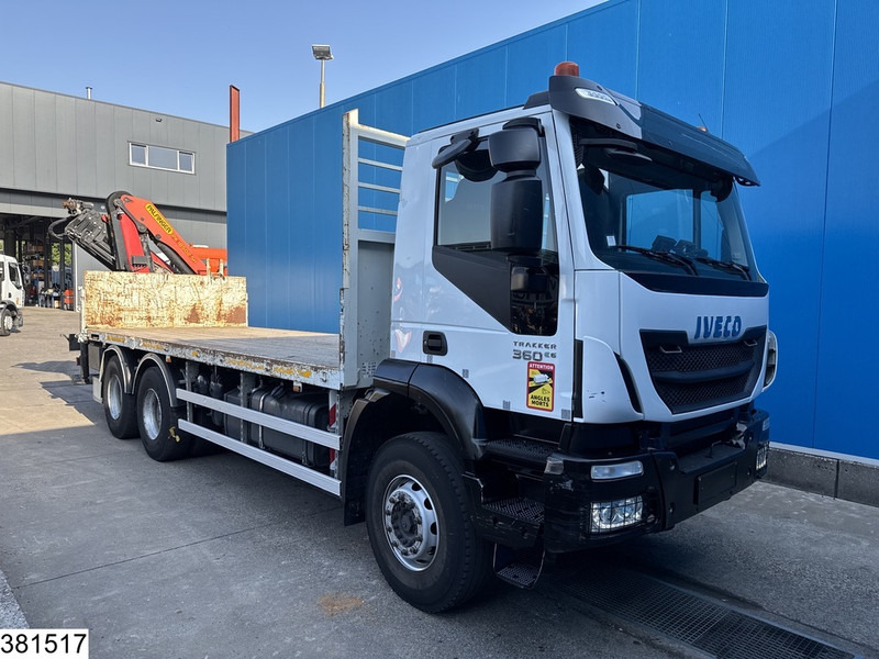 Iveco Trakker 360 - Camião de caixa aberta/ Plataforma, Camião grua: foto 3 Iveco Trakker 360 - Camião de caixa aberta/ Plataforma, Camião grua: foto 3