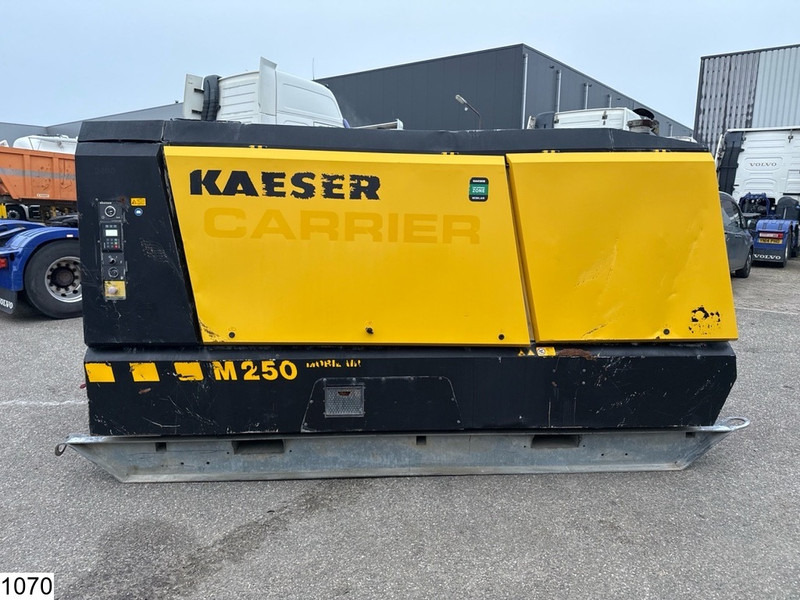 Kaeser M250 1680 h, 8,6 bar, 202 KW - Compressor de ar: foto 2 Kaeser M250 1680 h, 8,6 bar, 202 KW - Compressor de ar: foto 2