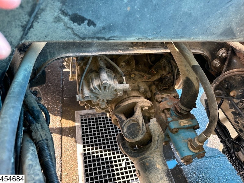 MAN TGA 26 390 6x4, Manual, Steel suspension - Camião basculante: foto 5 MAN TGA 26 390 6x4, Manual, Steel suspension - Camião basculante: foto 5