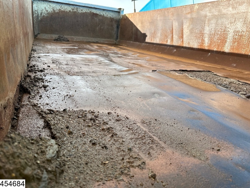 MAN TGA 26 390 6x4, Manual, Steel suspension - Camião basculante: foto 4 MAN TGA 26 390 6x4, Manual, Steel suspension - Camião basculante: foto 4