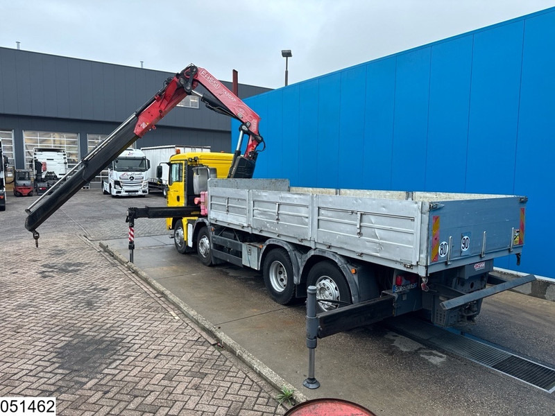 MAN TGA 35 400 8x2, Handgeschakeld, Fassi, Remote - Camião de caixa aberta/ Plataforma, Camião grua: foto 4 MAN TGA 35 400 8x2, Handgeschakeld, Fassi, Remote - Camião de caixa aberta/ Plataforma, Camião grua: foto 4