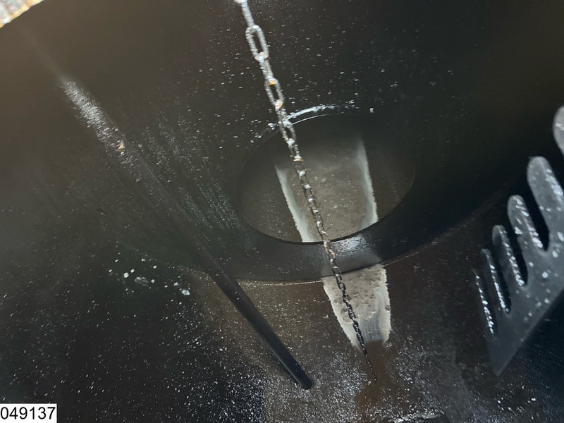 Locação financeira de Magyar Bitum 30.000 liter, 1 Comp Magyar Bitum 30.000 liter, 1 Comp: foto 11