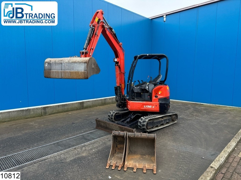 Kubota U 36 17,8 kW, 1.794 hours - Máquina de construção: foto 1 Kubota U 36 17,8 kW, 1.794 hours - Máquina de construção: foto 1