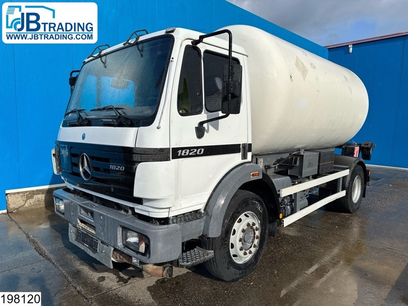 Mercedes-Benz 1820 15375 Liter, LPG GPL, Gastank, Steel suspension - Camião cisterna: foto 1 Mercedes-Benz 1820 15375 Liter, LPG GPL, Gastank, Steel suspension - Camião cisterna: foto 1