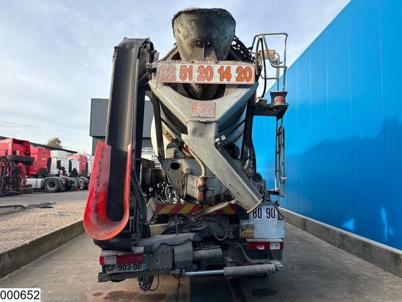 Renault Kerax 410 Dxi 8x4, Cifa, 9m3, Remote - Camião betoneira: foto 4 Renault Kerax 410 Dxi 8x4, Cifa, 9m3, Remote - Camião betoneira: foto 4