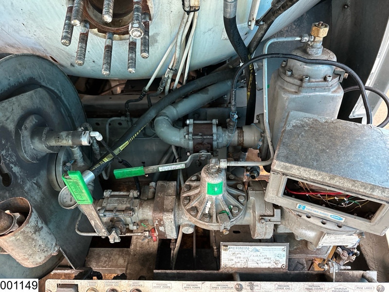 Renault Midlum 220 Dxi 16104 Liter, LPG GPL, Gastank, Steel suspension - Camião cisterna: foto 5 Renault Midlum 220 Dxi 16104 Liter, LPG GPL, Gastank, Steel suspension - Camião cisterna: foto 5