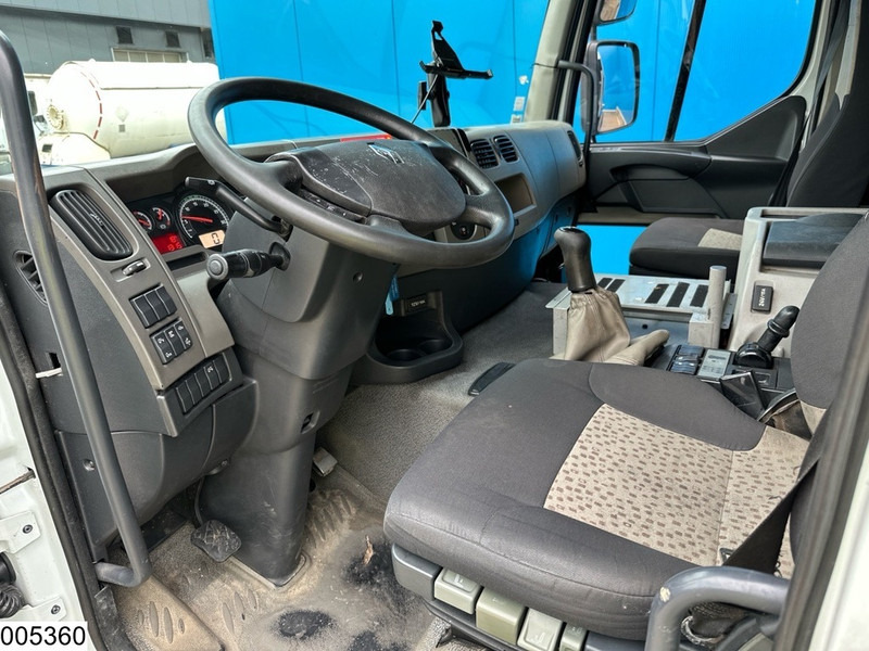 Renault Premium 310 Dxi EURO 5, Retarder, Fuel, 13.000 Liter, 4 Comp - Camião cisterna: foto 5 Renault Premium 310 Dxi EURO 5, Retarder, Fuel, 13.000 Liter, 4 Comp - Camião cisterna: foto 5