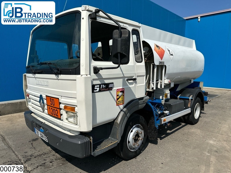Renault S 150 Manual, Steel suspension, PTO, 4645 liter - Camião cisterna: foto 1 Renault S 150 Manual, Steel suspension, PTO, 4645 liter - Camião cisterna: foto 1