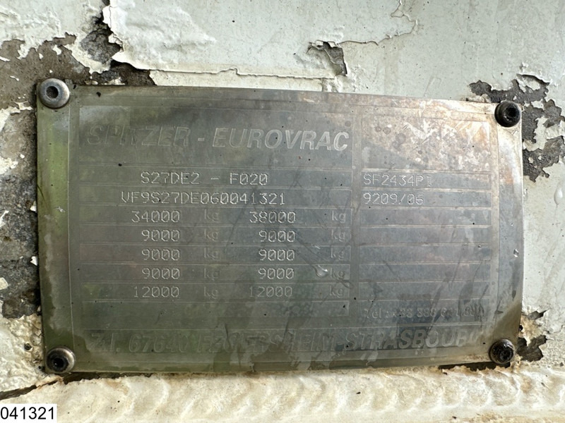 SPITZER Silo 34000 Liter, Silo, Bulk - Semi-reboque cisterna: foto 4 SPITZER Silo 34000 Liter, Silo, Bulk - Semi-reboque cisterna: foto 4