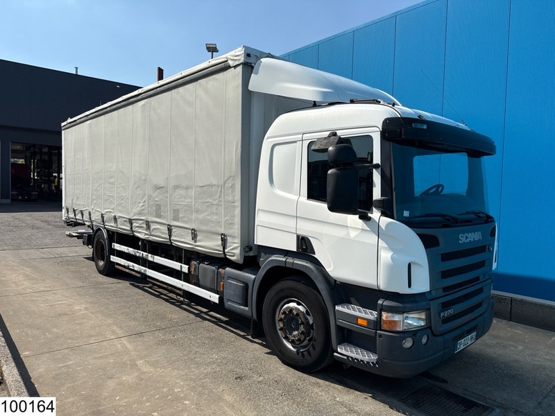 Scania P 270 EURO 3, 3p, Dhollandia - Camião de lona: foto 2 Scania P 270 EURO 3, 3p, Dhollandia - Camião de lona: foto 2