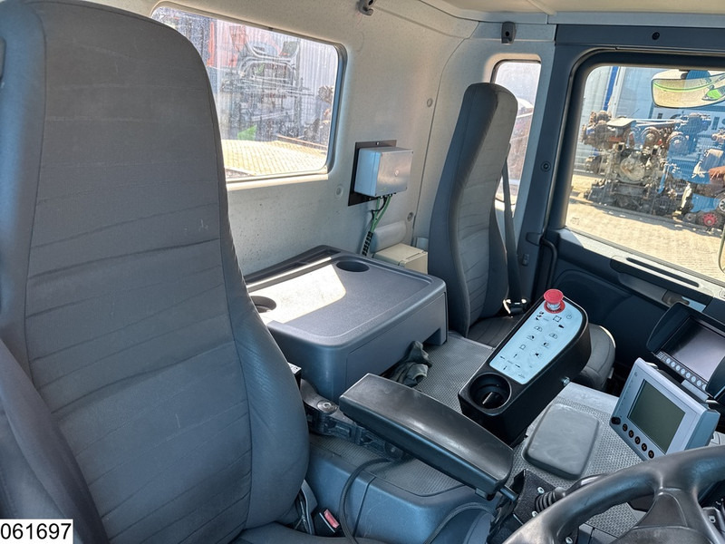 Scania P 310 CNG 6X2, CNG, EURO 5 - Camião chassi: foto 5 Scania P 310 CNG 6X2, CNG, EURO 5 - Camião chassi: foto 5