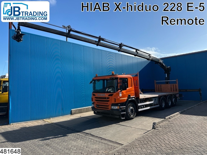 Scania P 410 8x4, EURO 6, HIAB, Remote - Camião de caixa aberta/ Plataforma, Camião grua: foto 1 Scania P 410 8x4, EURO 6, HIAB, Remote - Camião de caixa aberta/ Plataforma, Camião grua: foto 1