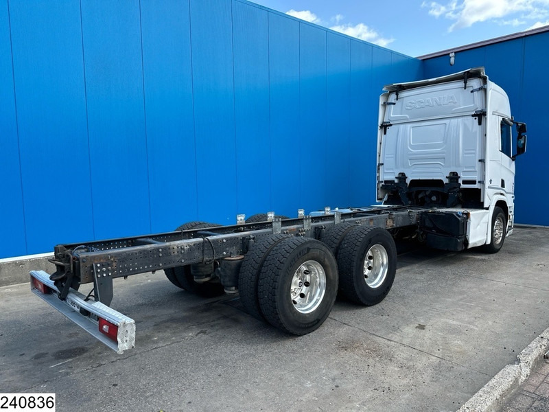 Scania R 650 6X4, EURO 6, Retarder, PTO - Camião chassi: foto 2 Scania R 650 6X4, EURO 6, Retarder, PTO - Camião chassi: foto 2