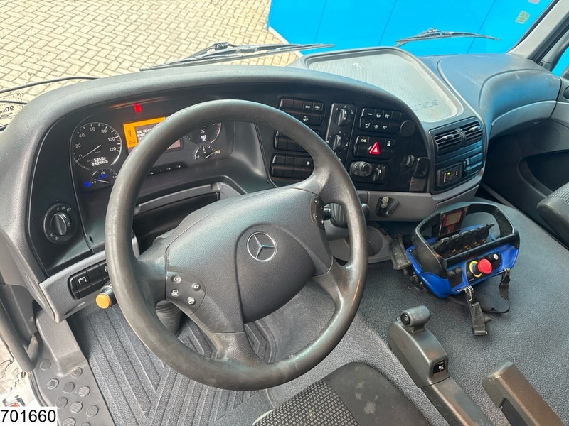 Mercedes-Benz Actros 1836 EURO 5, Fassi, Remote - Tractor: foto 5 Mercedes-Benz Actros 1836 EURO 5, Fassi, Remote - Tractor: foto 5