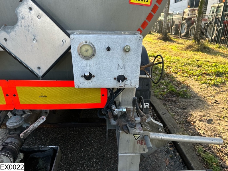 Semi-reboque cisterna Trailor Bitum 34120 Liter, 1 Compartment: foto 9 Semi-reboque cisterna Trailor Bitum 34120 Liter, 1 Compartment: foto 9