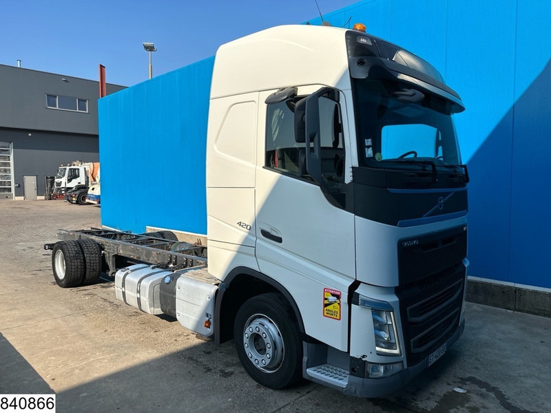 Volvo FH 420 EURO 6, Standairco - Camião chassi: foto 3 Volvo FH 420 EURO 6, Standairco - Camião chassi: foto 3