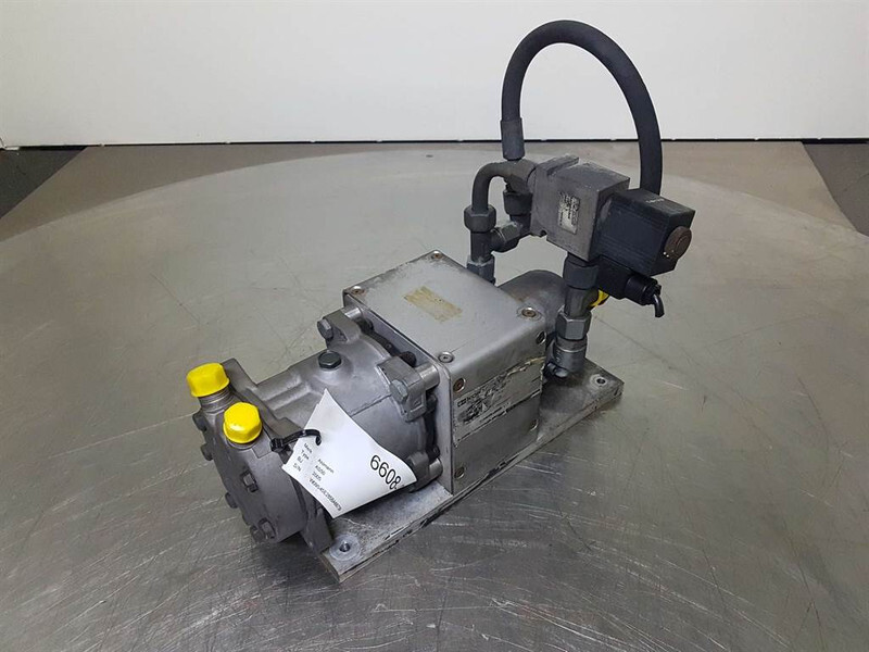 Ahlmann AS50-Konvekta KL2AT/4 12V-Compressor/Kompressor - Motor para Máquina de construção: foto 2 Ahlmann AS50-Konvekta KL2AT/4 12V-Compressor/Kompressor - Motor para Máquina de construção: foto 2