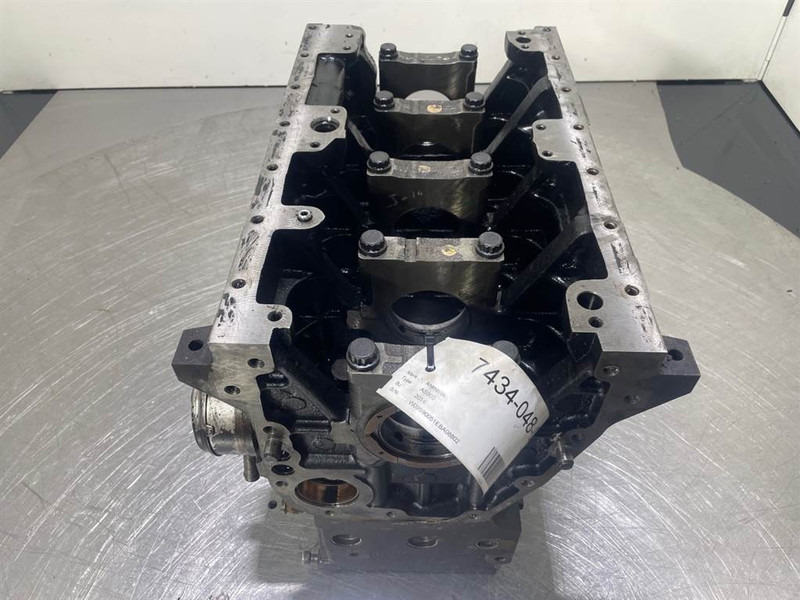 Ahlmann AS900-Cummins B3.3T-4989845-Crankcase/Unterblock - Motor para Máquina de construção: foto 3 Ahlmann AS900-Cummins B3.3T-4989845-Crankcase/Unterblock - Motor para Máquina de construção: foto 3