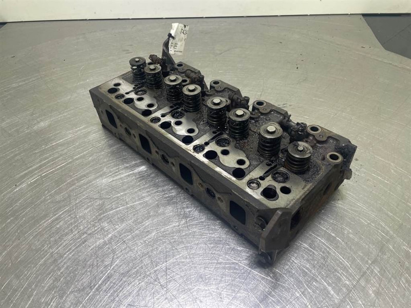 Ahlmann AS900-Cummins B3.3T-Cylinder head/Zylinderköpf - Motor para Máquina de construção: foto 4 Ahlmann AS900-Cummins B3.3T-Cylinder head/Zylinderköpf - Motor para Máquina de construção: foto 4
