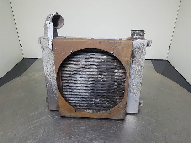 Ahlmann AZ14-4108508A/4181460A-Cooler/Kühler/Koeler - Motor para Máquina de construção: foto 1 Ahlmann AZ14-4108508A/4181460A-Cooler/Kühler/Koeler - Motor para Máquina de construção: foto 1
