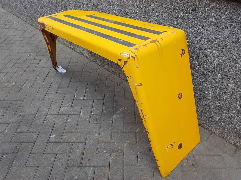 Ahlmann AZ150-4181501A-R/A-Mud guard/Kotfluegel/Spatbord - Para-lama para Máquina de construção: foto 3 Ahlmann AZ150-4181501A-R/A-Mud guard/Kotfluegel/Spatbord - Para-lama para Máquina de construção: foto 3