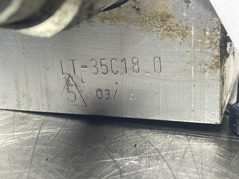 Ahlmann AZ6-4195590A-LT-35C18.0-Valve/Doppelschockventil - Hidráulica para Máquina de construção: foto 4 Ahlmann AZ6-4195590A-LT-35C18.0-Valve/Doppelschockventil - Hidráulica para Máquina de construção: foto 4