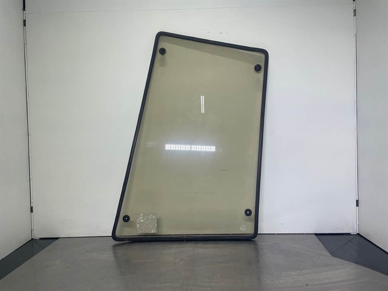 Ahlmann AZ6-4197784A-Window/Seitenscheibe/Ruit - Cabine e interior para Máquina de construção: foto 2 Ahlmann AZ6-4197784A-Window/Seitenscheibe/Ruit - Cabine e interior para Máquina de construção: foto 2