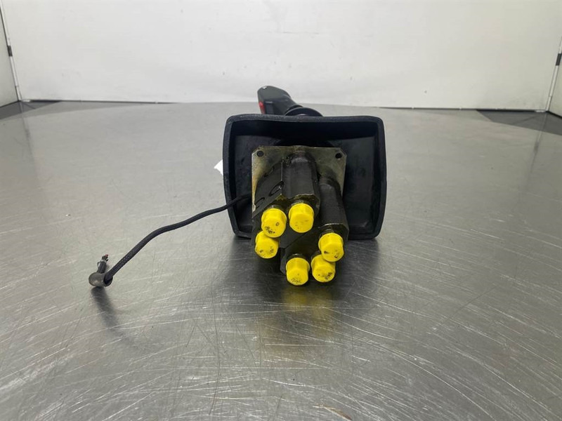 Ahlmann AZ6-4198091A/4146898G-Servo valve/Servoventil - Hidráulica para Máquina de construção: foto 4 Ahlmann AZ6-4198091A/4146898G-Servo valve/Servoventil - Hidráulica para Máquina de construção: foto 4