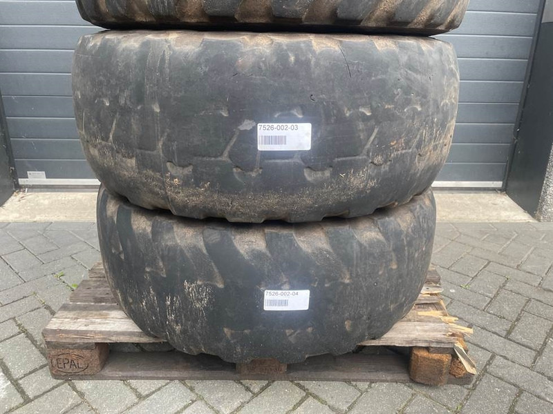 Ahlmann AZ6-Alliance 405/70R20 (16/70R20)-Tire/Reifen/Band - Jantes e pneus para Máquina de construção: foto 3 Ahlmann AZ6-Alliance 405/70R20 (16/70R20)-Tire/Reifen/Band - Jantes e pneus para Máquina de construção: foto 3
