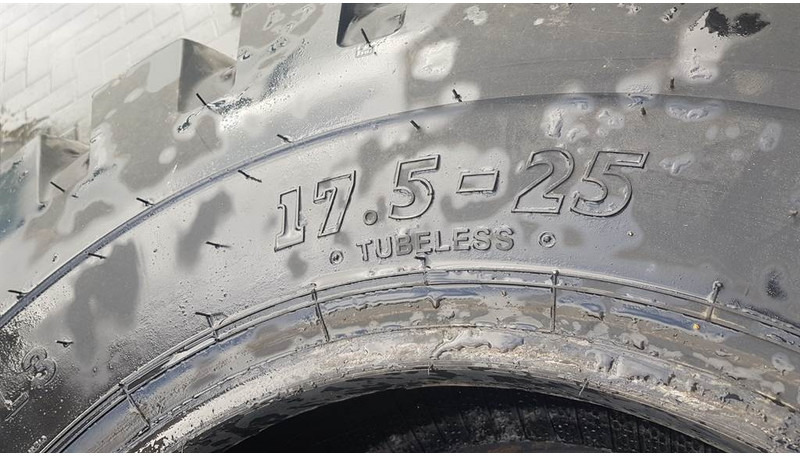 BKT 17.5-25 - Tyre/Reifen/Band - Pneu para Máquina de construção: foto 3 BKT 17.5-25 - Tyre/Reifen/Band - Pneu para Máquina de construção: foto 3