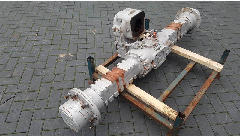 CLARK-HURTH 305/172/172 - Axle/Achse/As - Eixo e peças para Máquina de construção: foto 4 CLARK-HURTH 305/172/172 - Axle/Achse/As - Eixo e peças para Máquina de construção: foto 4