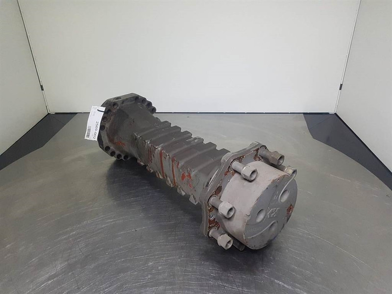 CLARK-HURTH 317/112/54-Spicer Dana 11206018639-Axle housing - Eixo e peças para Máquina de construção: foto 4 CLARK-HURTH 317/112/54-Spicer Dana 11206018639-Axle housing - Eixo e peças para Máquina de construção: foto 4