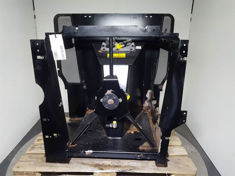 Case 621D-84528083-Tank/Behälter/Reservoir - Hidráulica para Máquina de construção: foto 1 Case 621D-84528083-Tank/Behälter/Reservoir - Hidráulica para Máquina de construção: foto 1