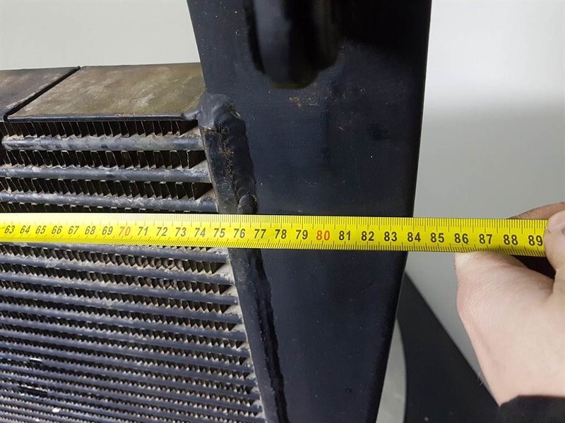 Case 921C-Modine 259332A4-Cooler/Kühler/Koeler - Motor para Máquina de construção: foto 4 Case 921C-Modine 259332A4-Cooler/Kühler/Koeler - Motor para Máquina de construção: foto 4